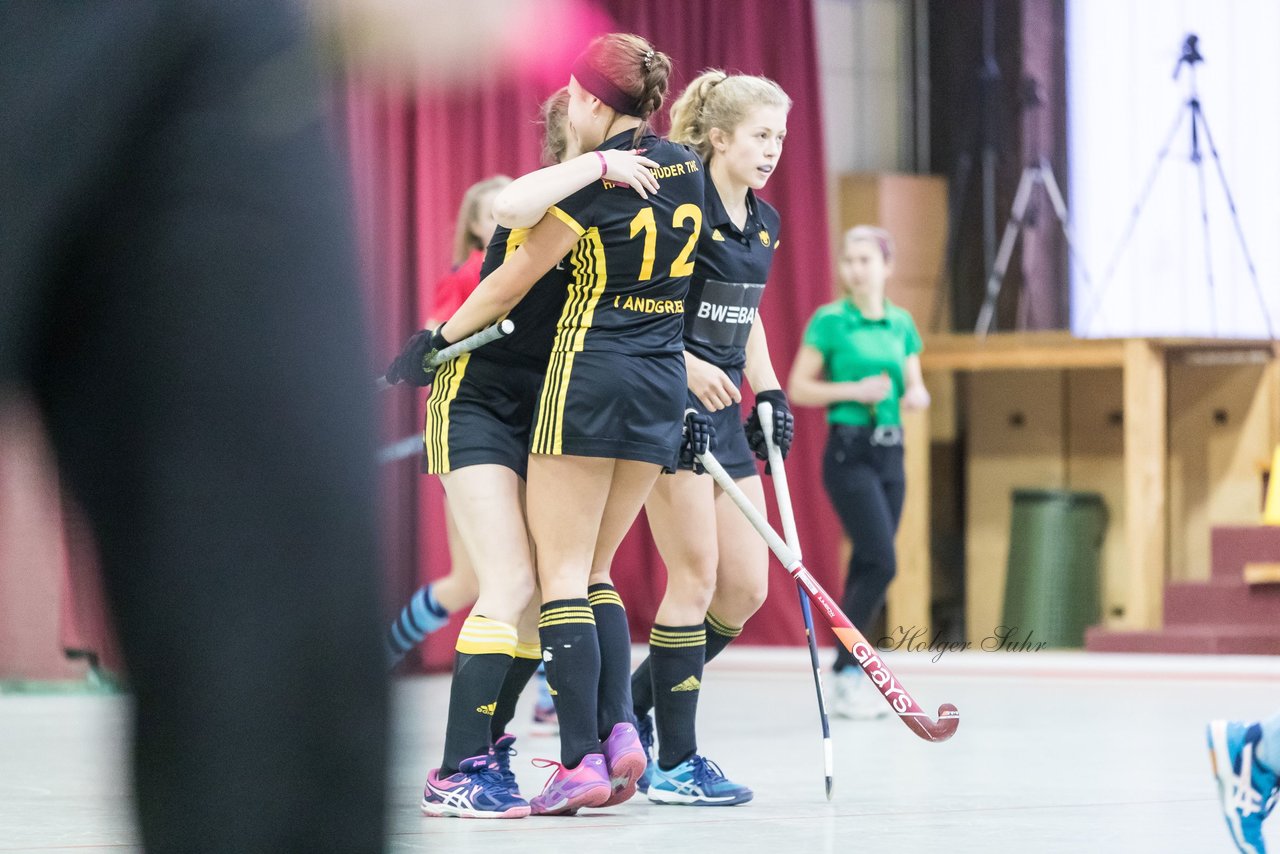 Bild 202 - B-Juniorinnen UHC